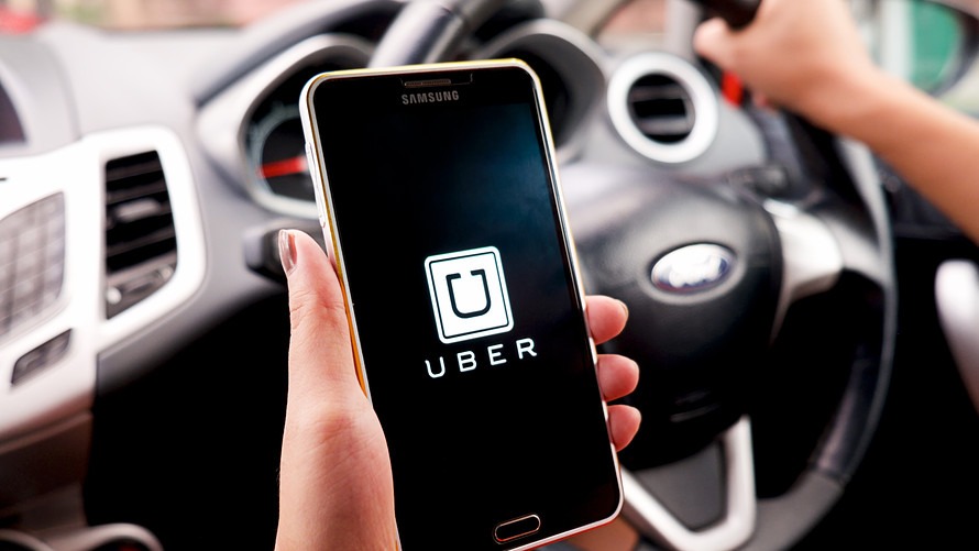 CNJ e Uber firmam acordo para combater violência contra mulheres em viagenS