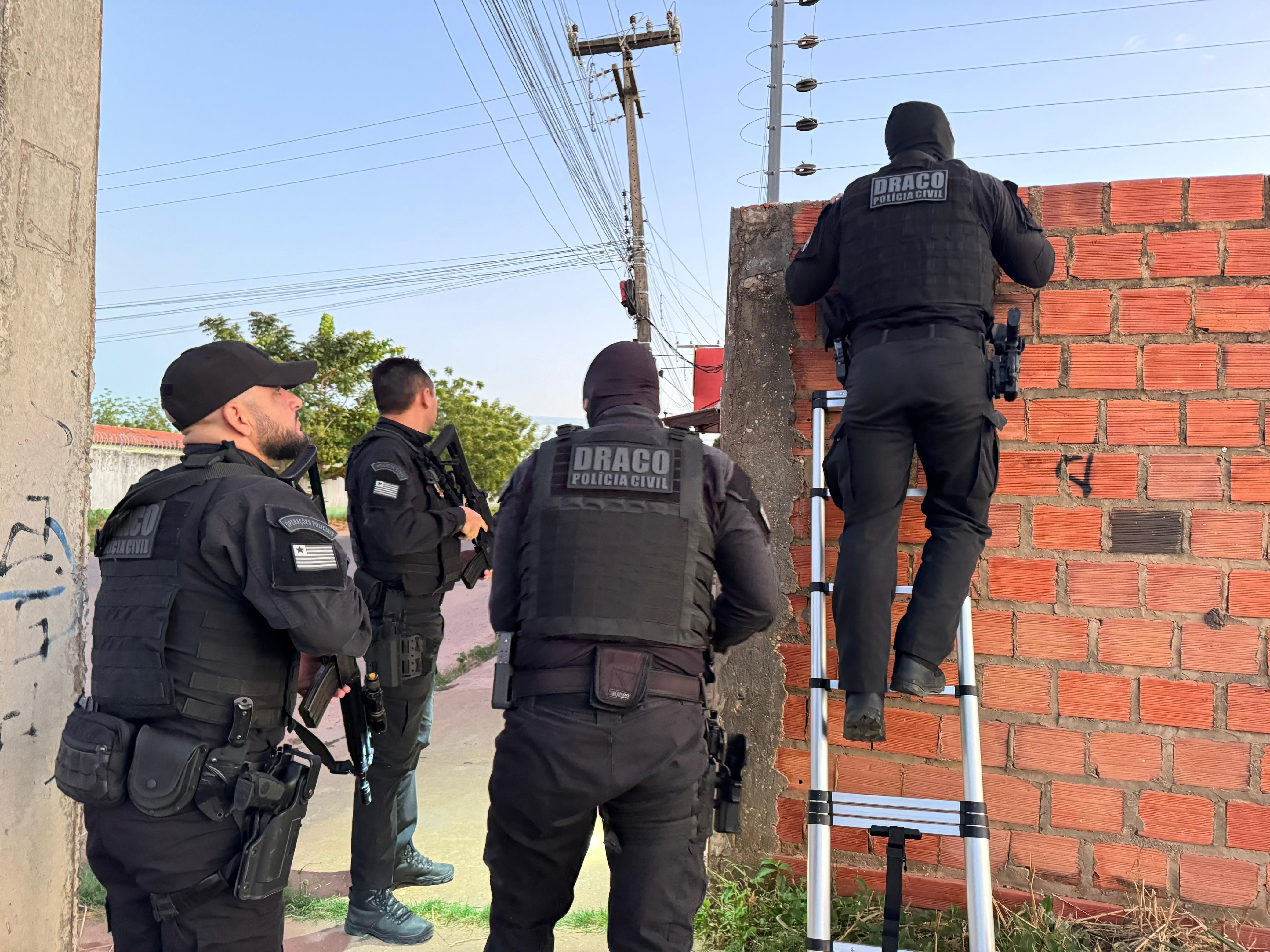 Faccionados que fizeram jornalista refém em arrastão são presos em Teresina